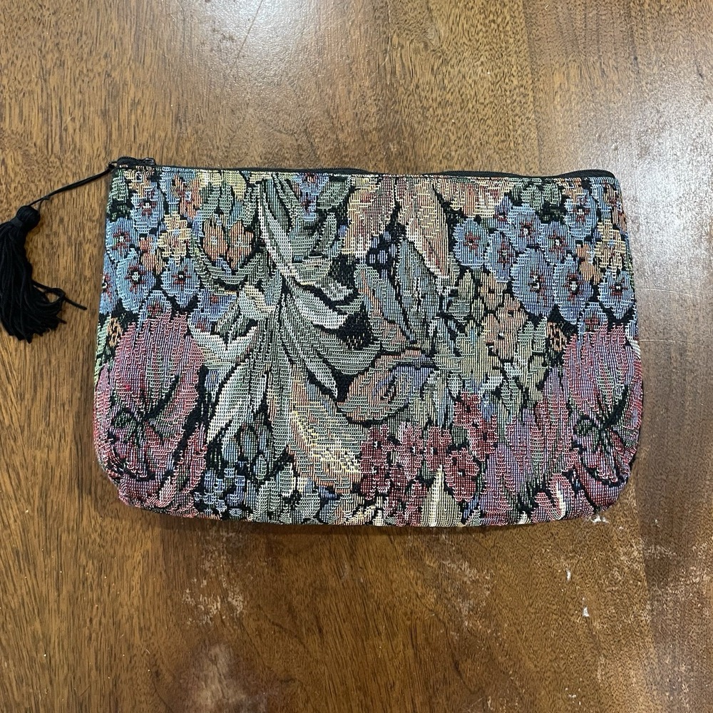 Vintage Victorias Secret Tapestry Moody Floral Makeup Toiletry Bag with Tassel